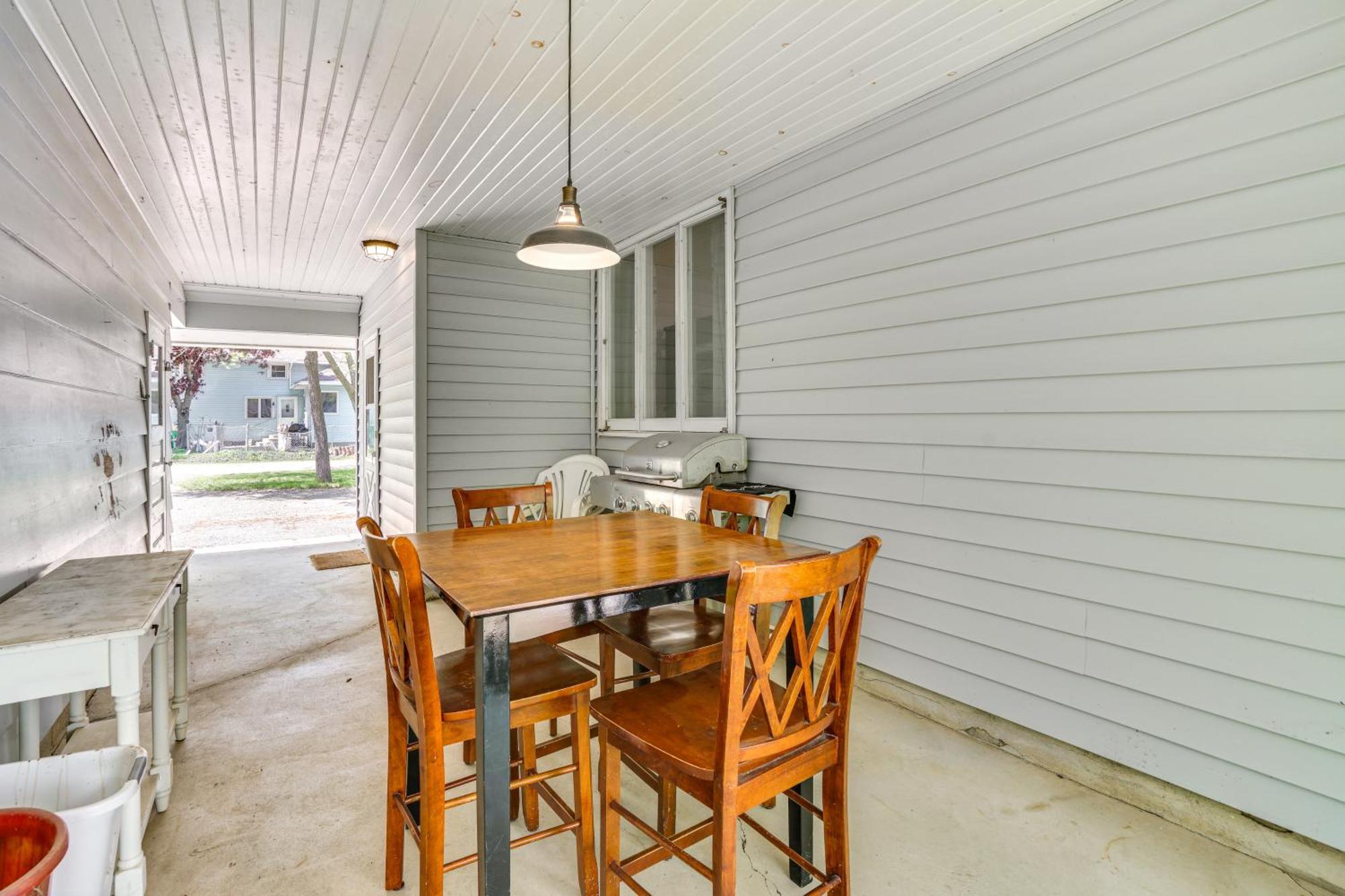 Lakeside Litchfield Home With Patio And Gas Grill! Exterior foto