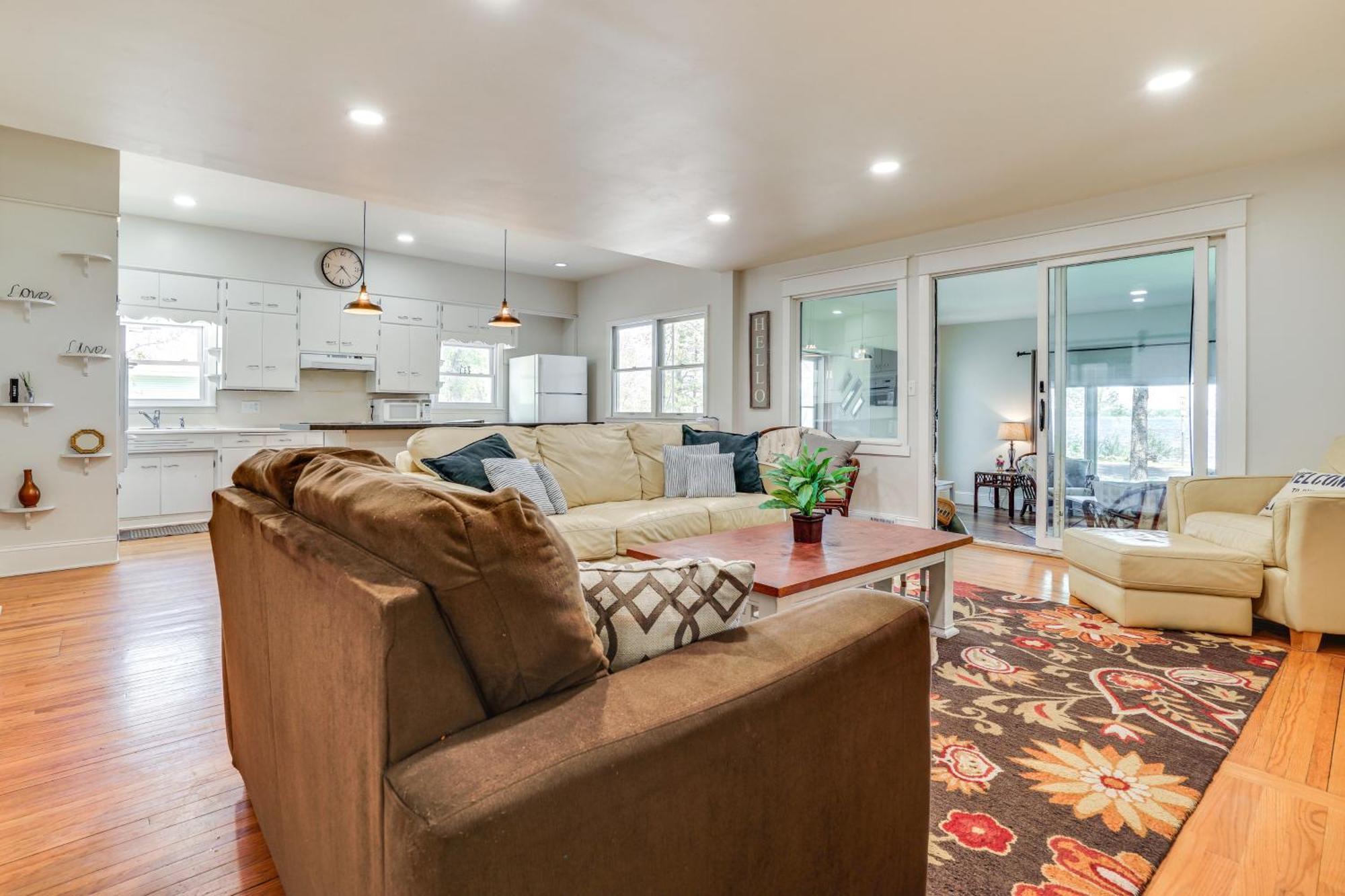 Lakeside Litchfield Home With Patio And Gas Grill! Exterior foto