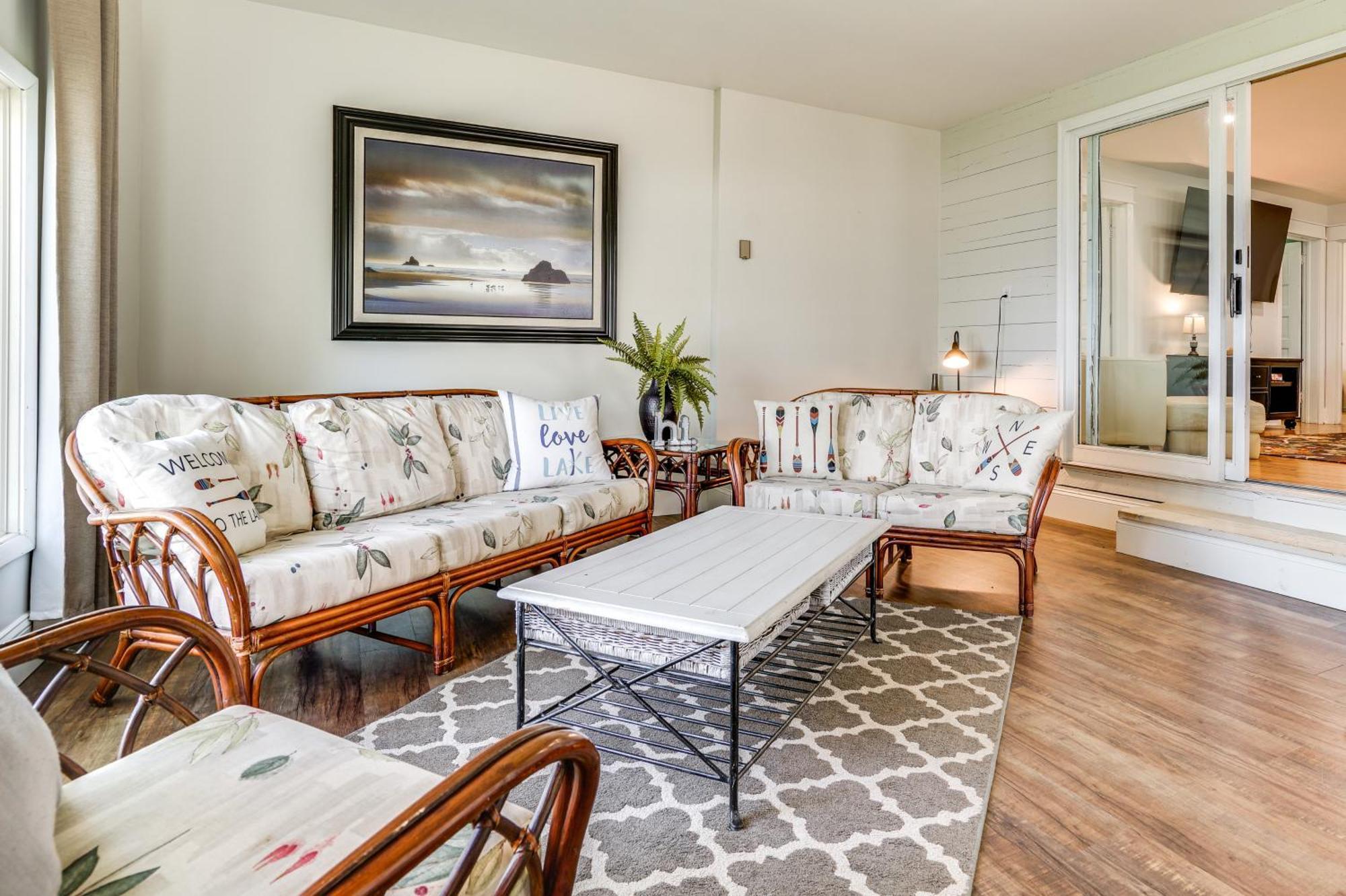 Lakeside Litchfield Home With Patio And Gas Grill! Exterior foto